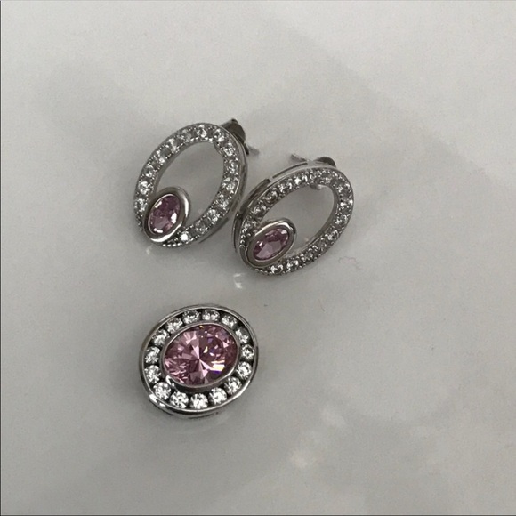 Pink Sapphire Earrings & Pendant Set - Picture 2 of 11